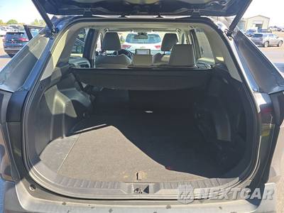 2021 Toyota RAV4 XLE Premium - zdjęcie 16 z 37 - miniatura
