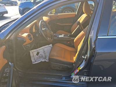 2024 Lexus IS 300 - zdjęcie 7 z 22 - miniatura