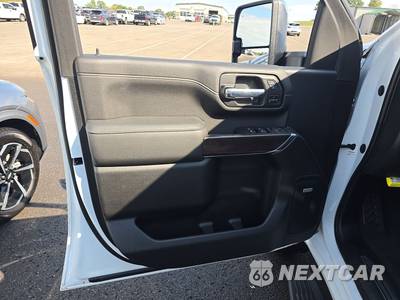 2023 GMC Sierra 2500HD SLT Crew Cab Medium Bed 4SA - zdjęcie 9 z 22 - miniatura