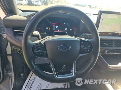 2026 Ford Explorer Platinum - zdjęcie 10 z 29 - miniatura