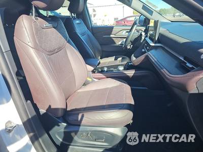 2026 Ford Explorer Platinum - zdjęcie 8 z 29 - miniatura