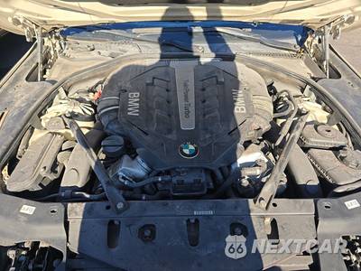 2012 BMW 6 Series Convertible 650i xDrive - zdjęcie 15 z 45 - miniatura