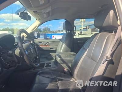 2008 Chevrolet Silverado 1500 LTZ Crew Cab Short Bed 1LZ - zdjęcie 7 z 25 - miniatura