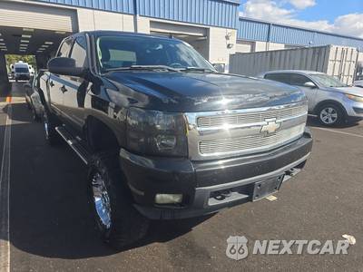 2008 Chevrolet Silverado 1500 LTZ Crew Cab Short Bed 1LZ - zdjęcie 3 z 25 - miniatura