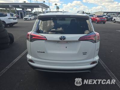 2017 Toyota RAV4 XLE - zdjęcie 5 z 23 - miniatura