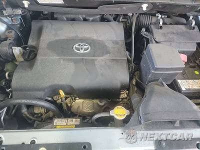 2015 Toyota Sienna LE 7-Passenger 119.3" WB - zdjęcie 16 z 36 - miniatura