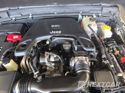 2021 Jeep Wrangler Unlimited Sahara - zdjęcie 22 z 55 - miniatura