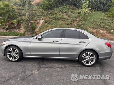 2015 Mercedes-Benz C 300 4MATIC Sedan - zdjęcie 11 z 27 - miniatura
