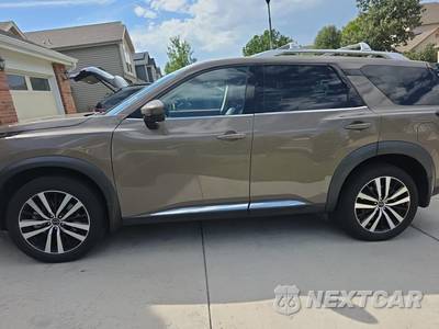 2023 Nissan Pathfinder Platinum - zdjęcie 17 z 29 - miniatura