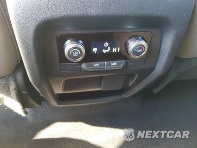 2026 GMC Acadia Elevation 4SD - zdjęcie 10 z 31 - miniatura