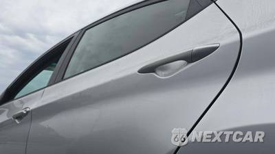 2013 Hyundai Elantra GLS Sedan - zdjęcie 26 z 35 - miniatura