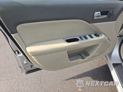2010 Ford Fusion SEL - zdjęcie 9 z 44 - miniatura