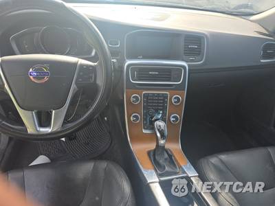 2016 Volvo S60 T5 Inscription Premier - zdjęcie 11 z 35 - miniatura