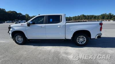 2022 Chevrolet Silverado 1500 LT Crew Cab Short Bed 1LT - zdjęcie 4 z 12 - miniatura