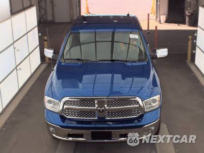 2016 Ram 1500 Laramie Crew Cab Short Bed - zdjęcie 2 z 42 - miniatura