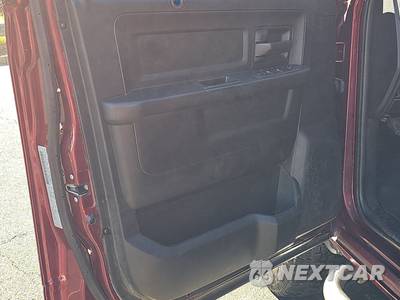 2018 Ram 2500 Tradesman Crew Cab Medium Bed - zdjęcie 9 z 35 - miniatura