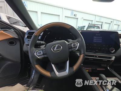 2025 Lexus RX 350 Premium - zdjęcie 17 z 27 - miniatura