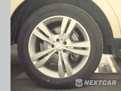 2012 Mercedes-Benz ML 350 - zdjęcie 11 z 33 - miniatura