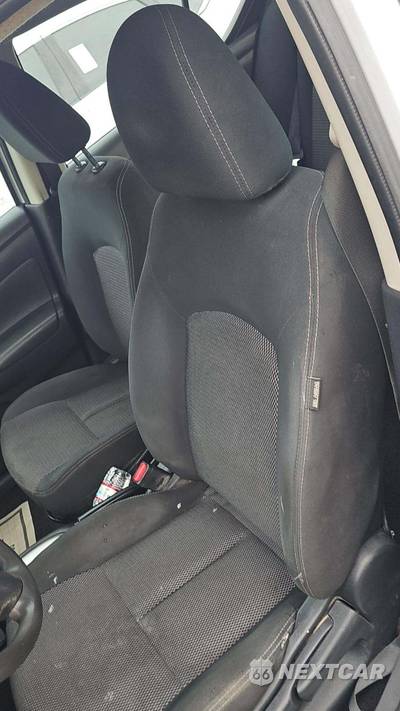 2019 Nissan Versa Sedan SV - zdjęcie 32 z 33 - miniatura