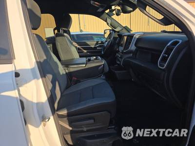 2023 Ram 1500 Big Horn Crew Cab Medium Bed - zdjęcie 8 z 25 - miniatura