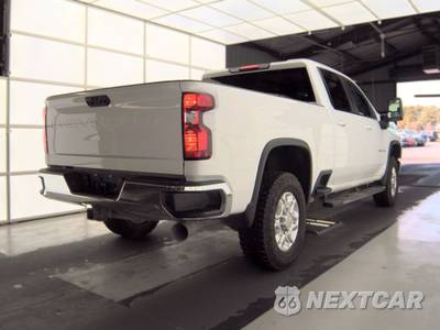 2022 Chevrolet Silverado 2500HD LT Crew Cab Medium Bed 1LT - zdjęcie 4 z 24 - miniatura