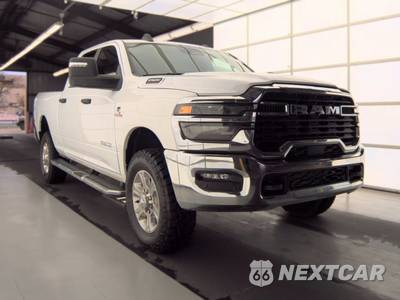 2025 Ram 2500 Big Horn Crew Cab Medium Bed - zdjęcie 3 z 48 - miniatura