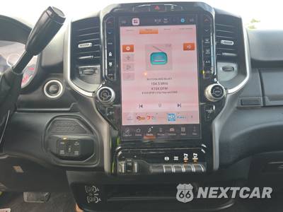 2025 Ram 2500 Big Horn Crew Cab Medium Bed - zdjęcie 11 z 48 - miniatura