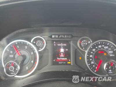 2025 Ram 2500 Big Horn Crew Cab Medium Bed - zdjęcie 12 z 48 - miniatura