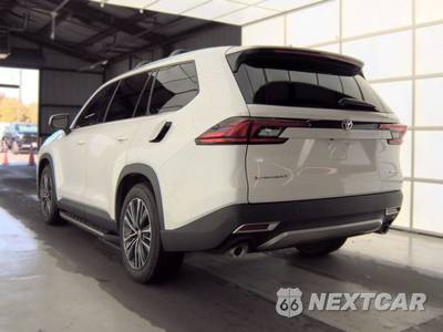 2026 Toyota Grand Highlander Hybrid MAX Platinum - zdjęcie 6 z 23 - miniatura