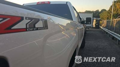 2019 Chevrolet Silverado 2500HD LT Crew Cab Medium Bed 1LT - zdjęcie 19 z 26 - miniatura