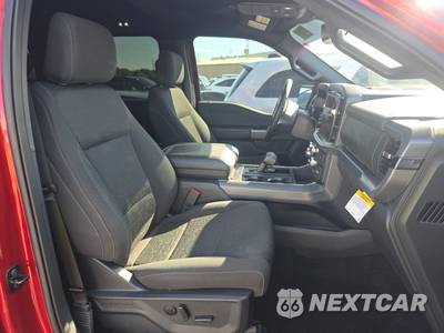 2025 Ford F-150 XLT Crew Cab Short Bed - zdjęcie 8 z 31 - miniatura