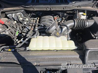 2025 Ford F-150 XLT Crew Cab Short Bed - zdjęcie 15 z 31 - miniatura