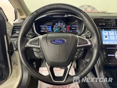 2017 Ford Fusion Titanium - zdjęcie 13 z 49 - miniatura