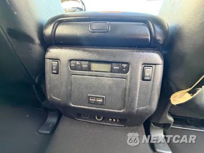 2017 Nissan Armada Platinum - zdjęcie 42 z 52 - miniatura