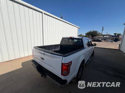 2015 Ford F-150 Lariat Crew Cab Short Bed - zdjęcie 14 z 54 - miniatura