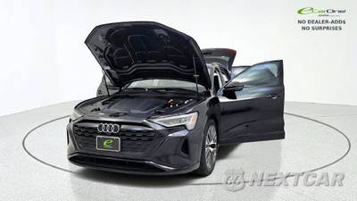 2024 Audi Q8 e-tron Prestige - zdjęcie 14 z 50 - miniatura