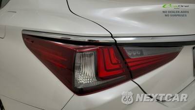 2025 Lexus ES 350 - zdjęcie 27 z 50 - miniatura