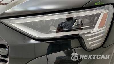 2024 Audi Q8 e-tron Prestige - zdjęcie 26 z 50 - miniatura