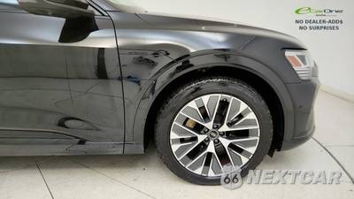 2024 Audi Q8 e-tron Prestige - zdjęcie 23 z 50 - miniatura