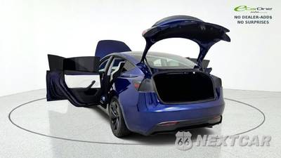 2025 Tesla Model 3 Performance - zdjęcie 17 z 50 - miniatura