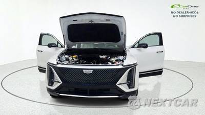 2025 Cadillac LYRIQ Luxury 1 w/1SC - zdjęcie 13 z 50 - miniatura