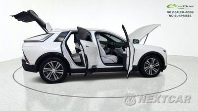 2025 Cadillac LYRIQ Luxury 1 w/1SC - zdjęcie 20 z 50 - miniatura