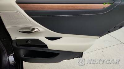 2025 Lexus ES 350 - zdjęcie 44 z 50 - miniatura