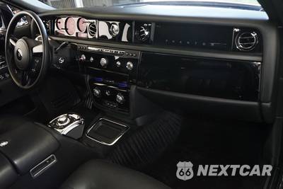 2013 Rolls-Royce Phantom Sedan - zdjęcie 12 z 38 - miniatura