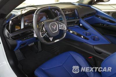2027 Chevrolet Corvette ZR1X Convertible 3LZ - zdjęcie 2 z 19 - miniatura