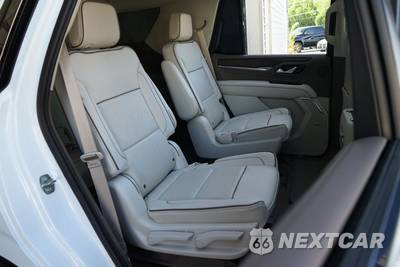 2021 GMC Yukon Denali 5SA - zdjęcie 14 z 32 - miniatura