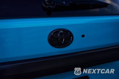 2026 Toyota Sequoia TRD Pro - zdjęcie 10 z 50 - miniatura