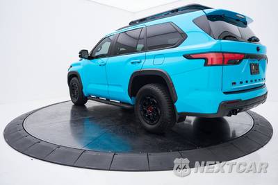 2026 Toyota Sequoia TRD Pro - zdjęcie 13 z 50 - miniatura