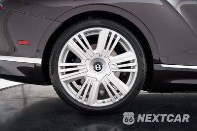 2026 Bentley Continental GT Azure V8 Hybrid - zdjęcie 31 z 50 - miniatura