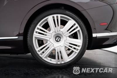 2026 Bentley Continental GT Azure V8 Hybrid - zdjęcie 30 z 50 - miniatura